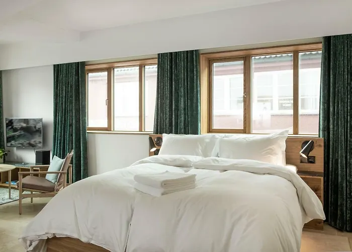 Eilert Smith 4* Stavanger