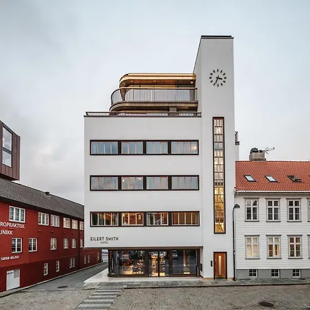 Eilert Smith 4* Stavanger